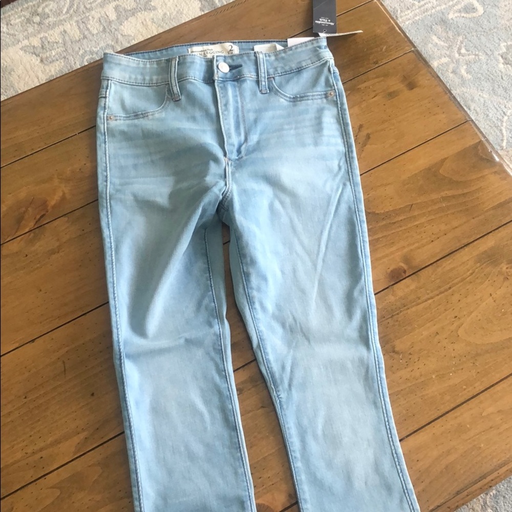 Abercrombie & Fitch Jeans NWT
